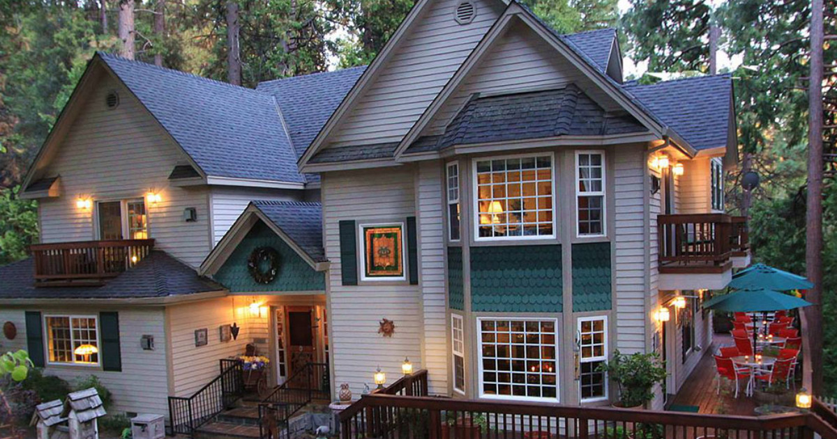 McCaffrey House B&B exterior