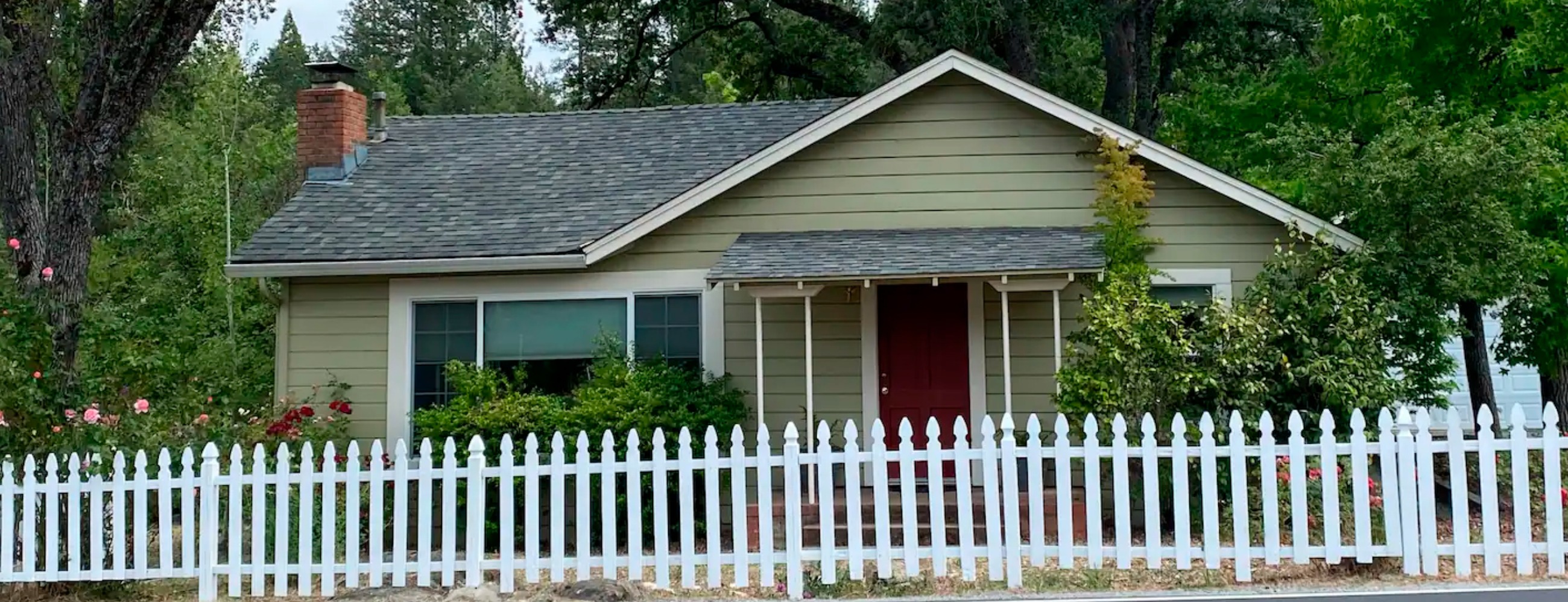 Van's Yosemite Garden Cottage Exterior